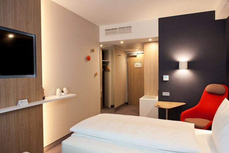 Hotel Holiday Inn Express Munich Olching By Ihg