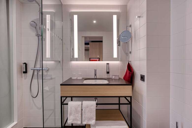 Intercityhotel Berlin Airport Ber Terminal 1+2