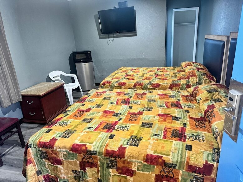 Kings Castle Motel