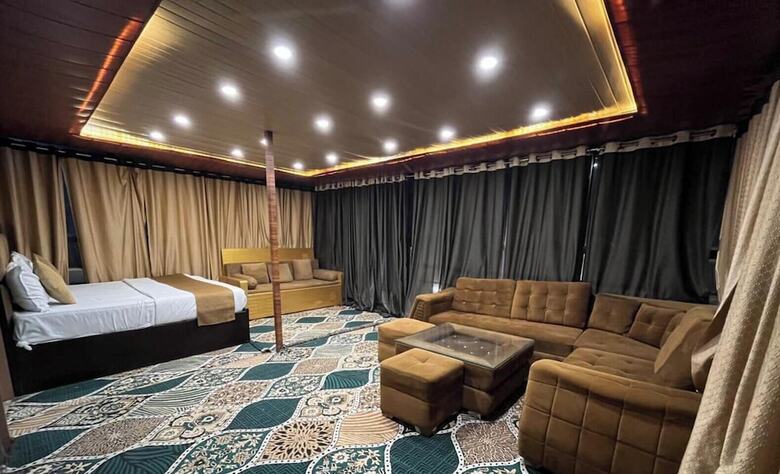 Hotel Tulsi Garden - Near Prem Mandir Vrindavan
