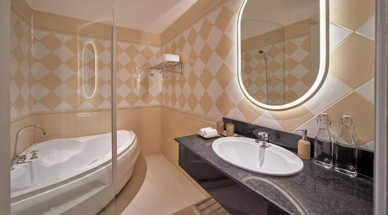 Silverland M�y Hotel