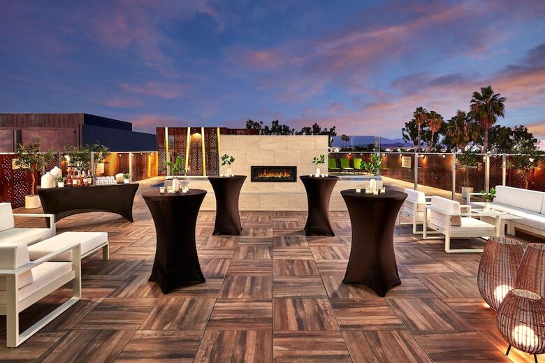 Hotel Springhill Suites By Marriott Los Angeles Downey