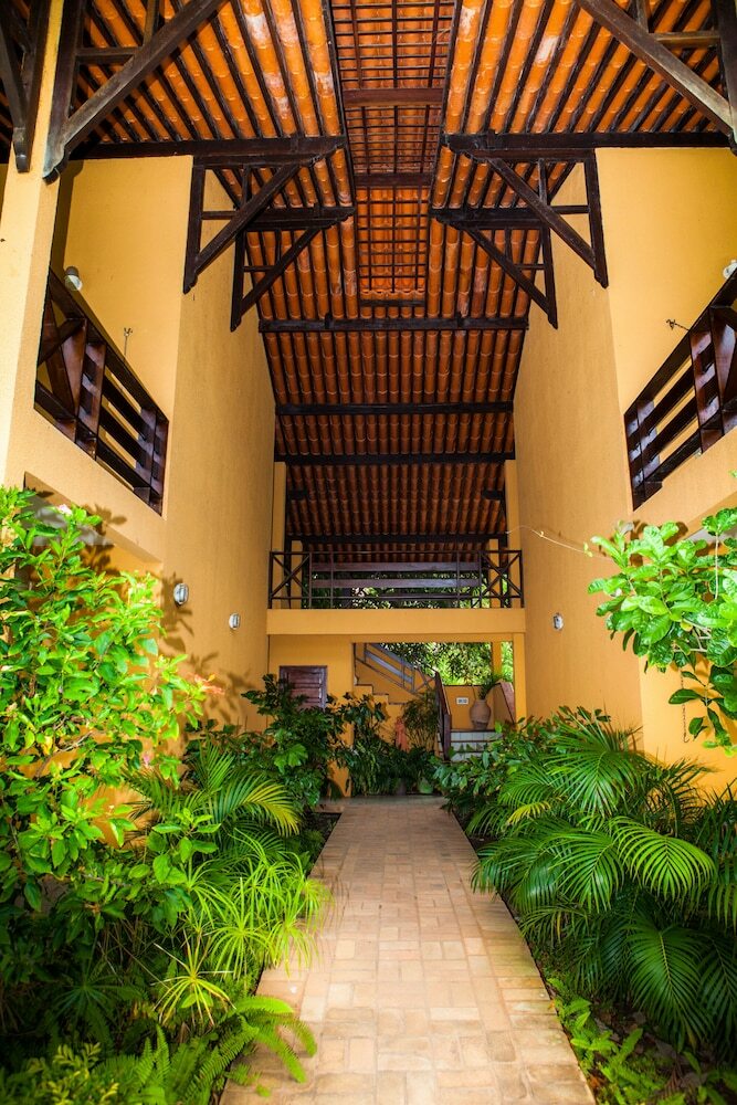 Hotel Eco Pousada Para�so Dos Coqueirais