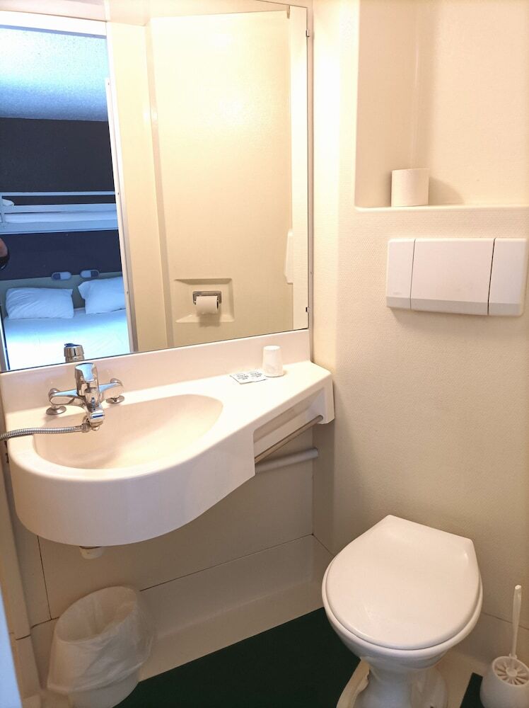 Hotel Cit?h�tel Design Booking Evry Saint Germain-l�s-corbeil Senart