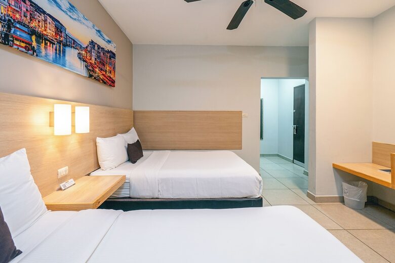 Hotel Biza Express