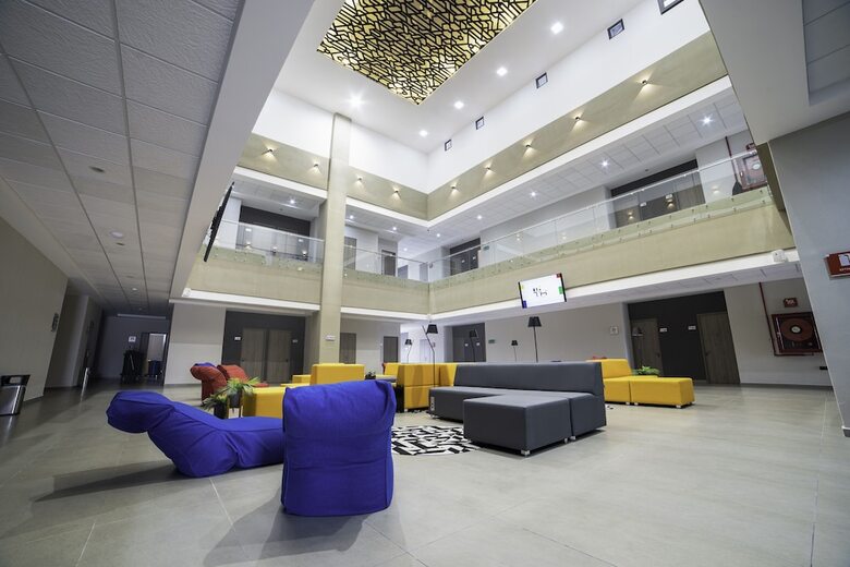 Th Hotel & Vivienda