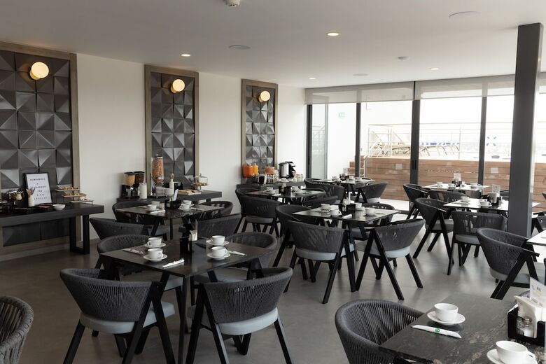 Th Hotel & Vivienda