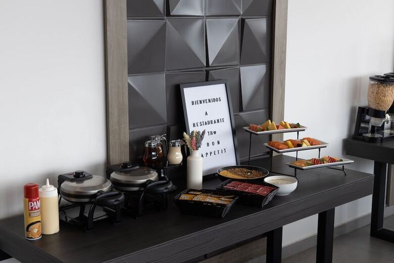 Th Hotel & Vivienda