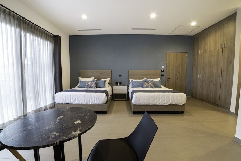 Th Hotel & Vivienda