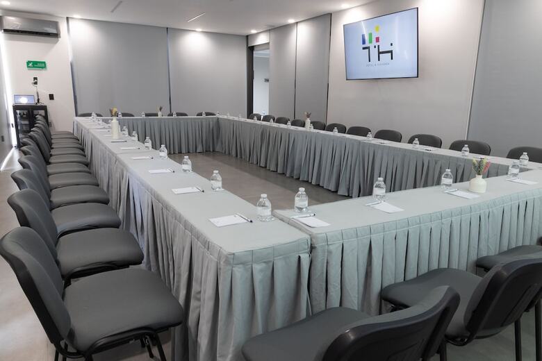 Th Hotel & Vivienda