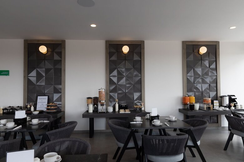 Th Hotel & Vivienda