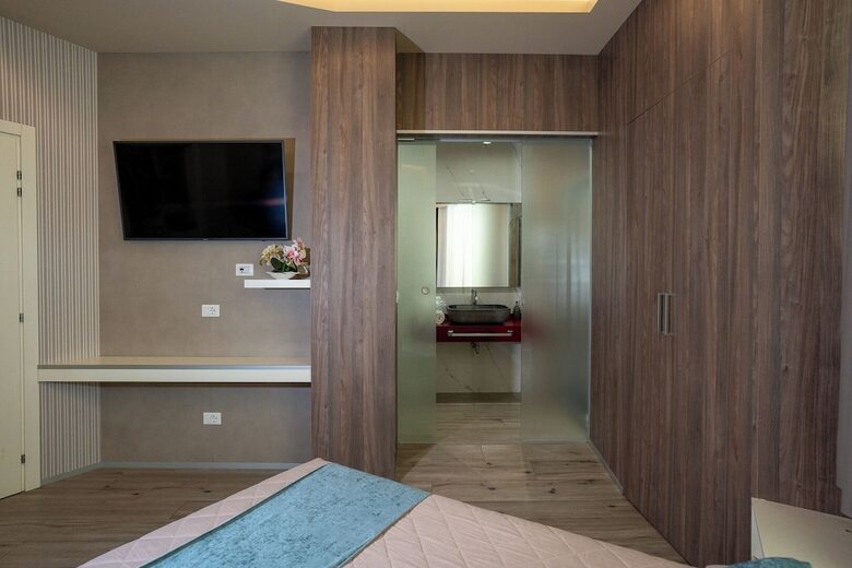 Bed & Breakfast Th Luxury Rooms