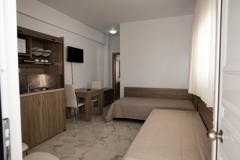 Ocean Analipsis Apartments