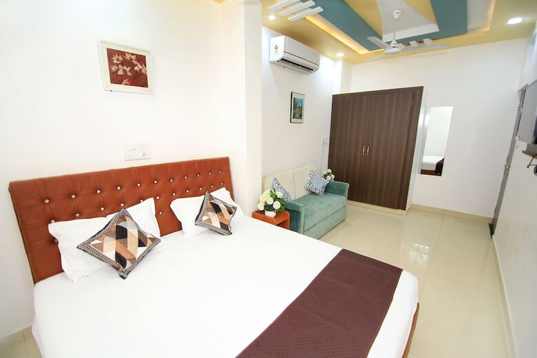 Hotel Subcity