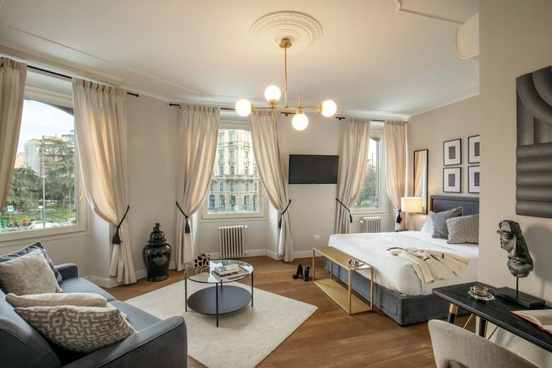Hotel Daplace - Corso Monforte Suites