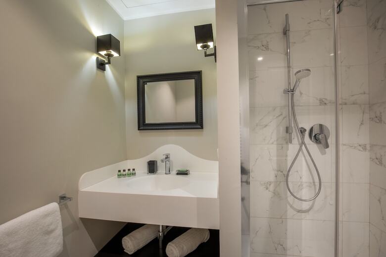 Hotel Daplace - Corso Monforte Suites