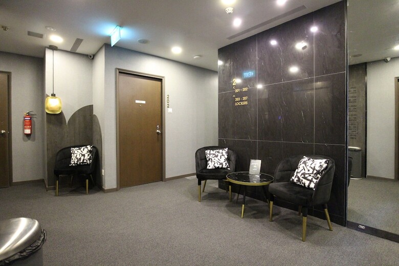 Hotel St Signature Bugis Beach, Short Overnight, 8 Hours: 11pm-7am