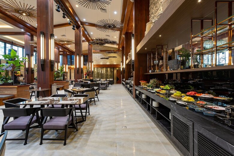 Hotel The Gems Mining Pool Villas Pattaya