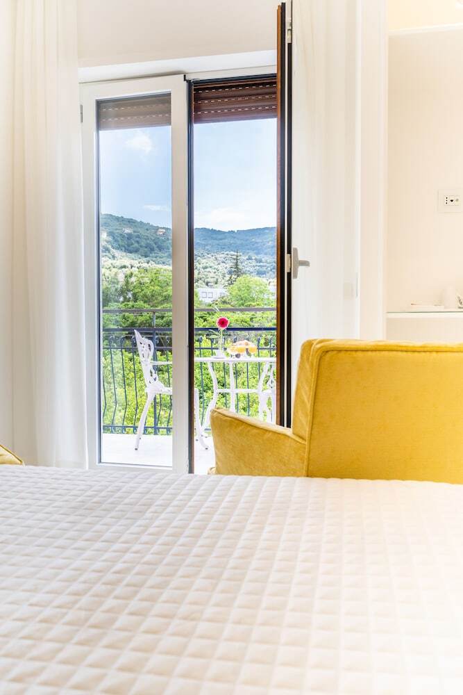 Bed & Breakfast L'incanto Di Cioffi Rooms