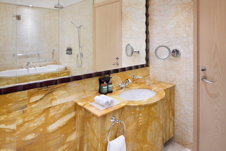 Hotel Crowne Plaza Dubai Jumeirah By Ihg