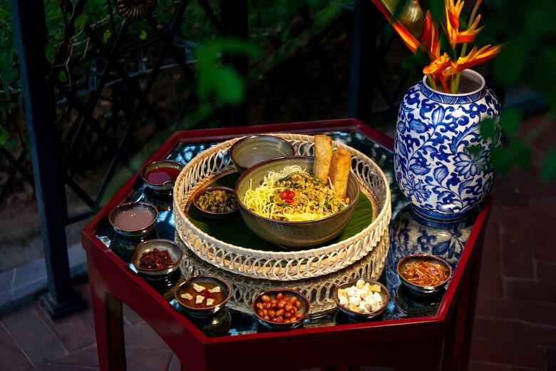Silk Path Grand Hue Hotel