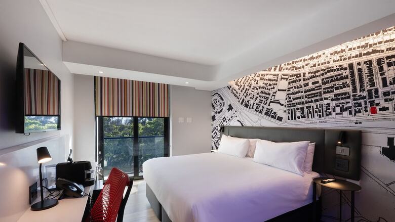 Anew Hotel Green Point