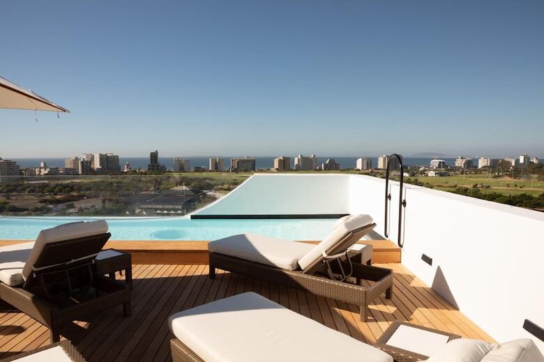Anew Hotel Green Point