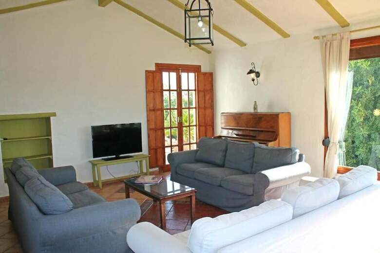 Casa Rural Los Algarrobales