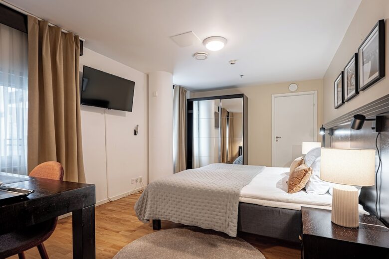 Solna Park & Hotel