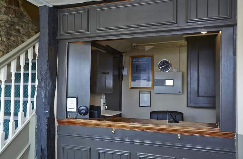 Posada Dog House  By Chef And Brewer Collection