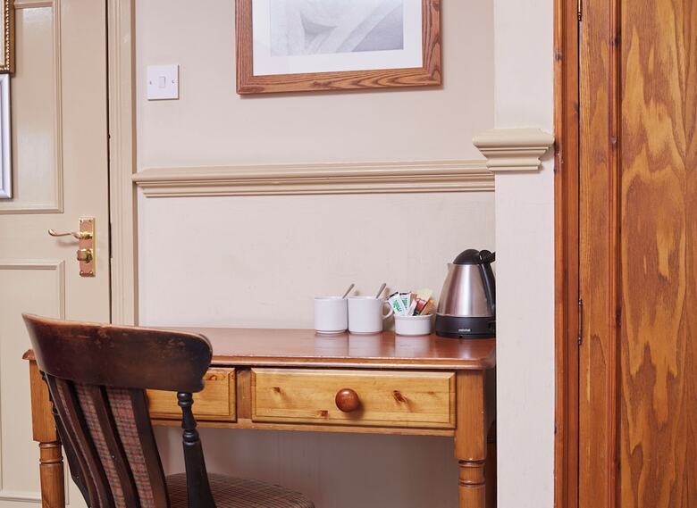 Posada Dog House  By Chef And Brewer Collection
