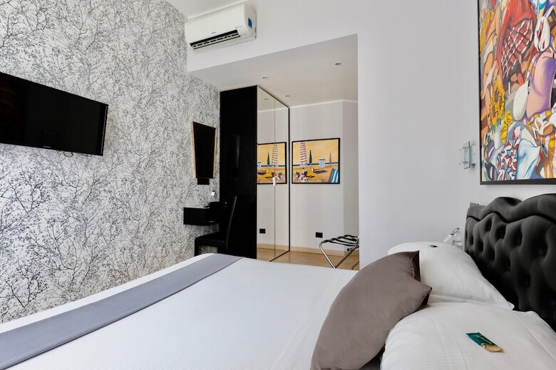 Aiello Rooms