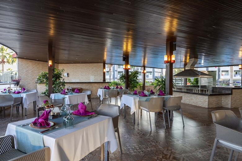 Vonresort Golden Coast - All Inclusive