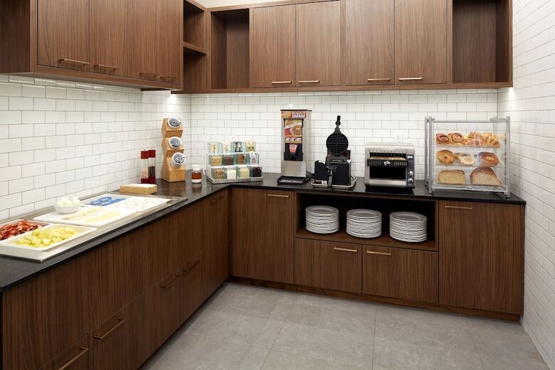 Hotel Residence Inn By Marriott Montreal Midtown