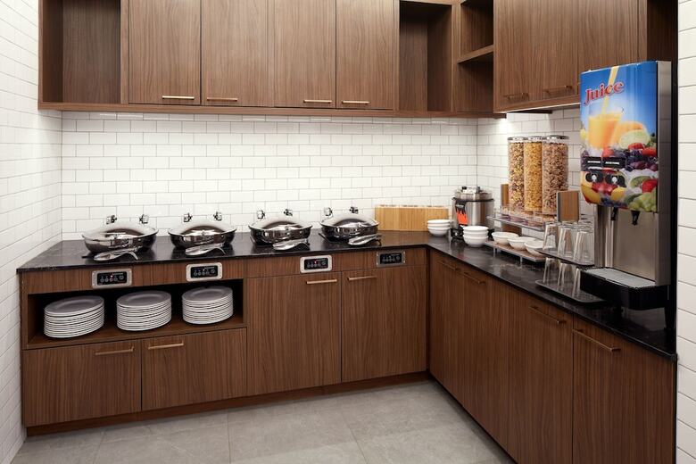 Hotel Residence Inn By Marriott Montreal Midtown