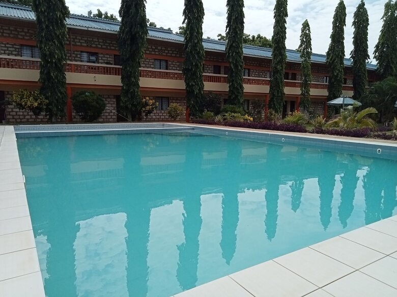 Modern South Hotel