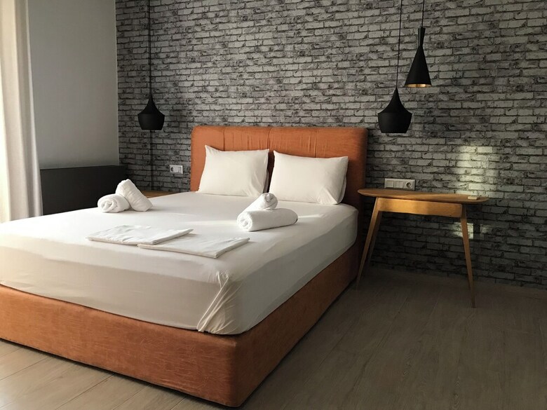 Hotel Stella In The Village Suites