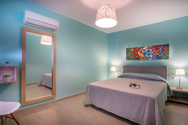Hotel Stella In The Village Suites