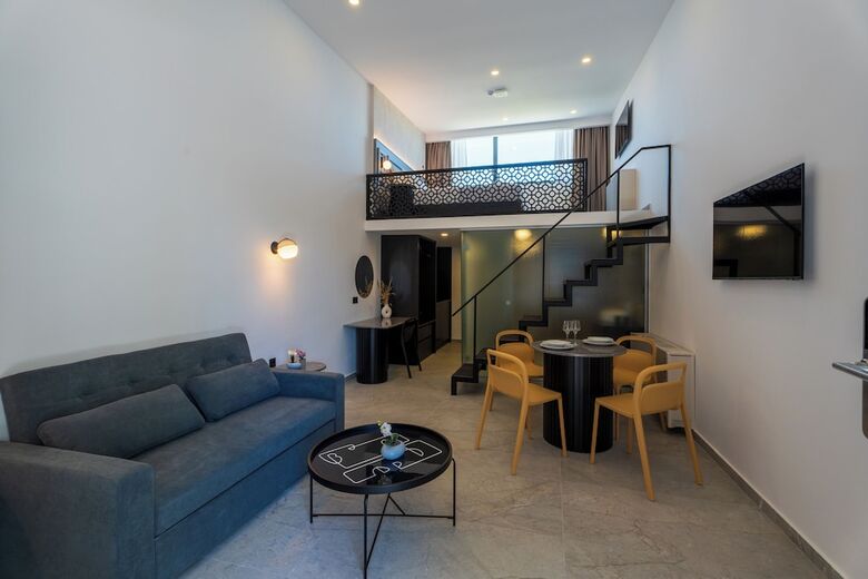 Ecoheaven Suites