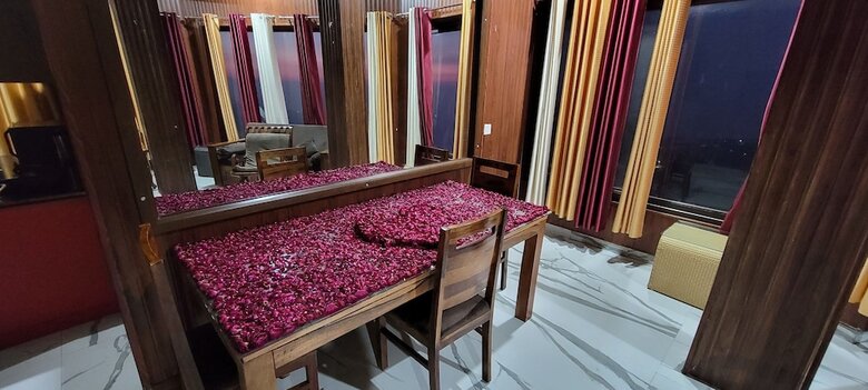 Hotel Casa Arhan Luxury Mussoorie Homestay