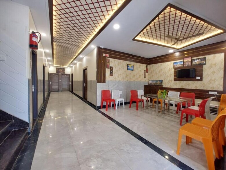 Hotel Taj Nice Point By Taj Sunrise Grp