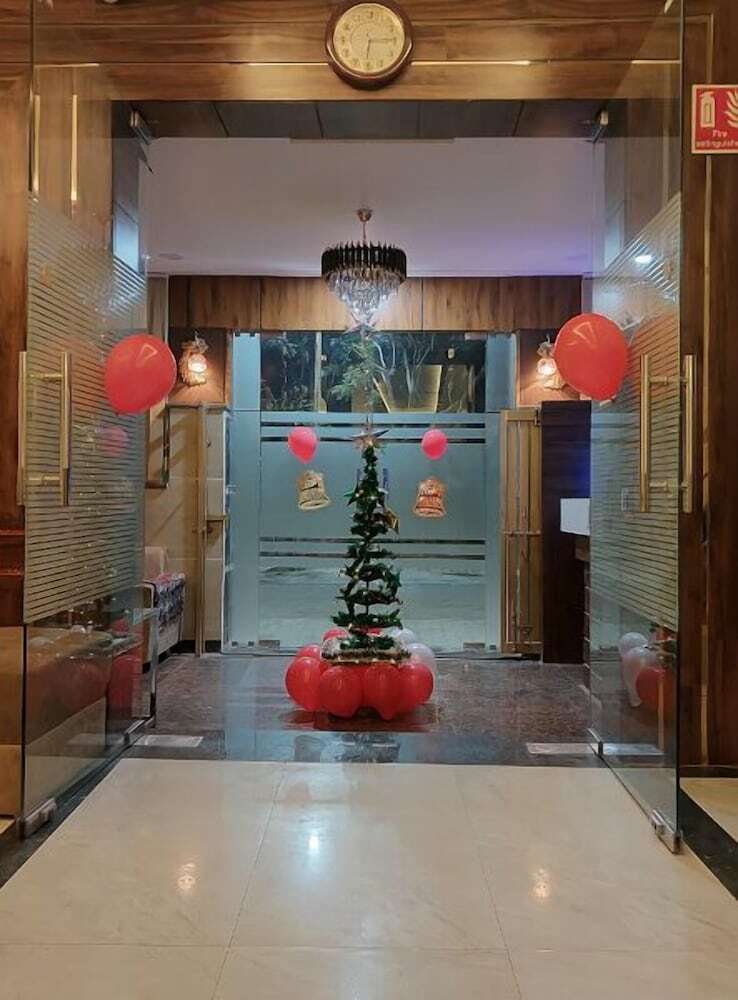 Hotel Taj Nice Point By Taj Sunrise Grp