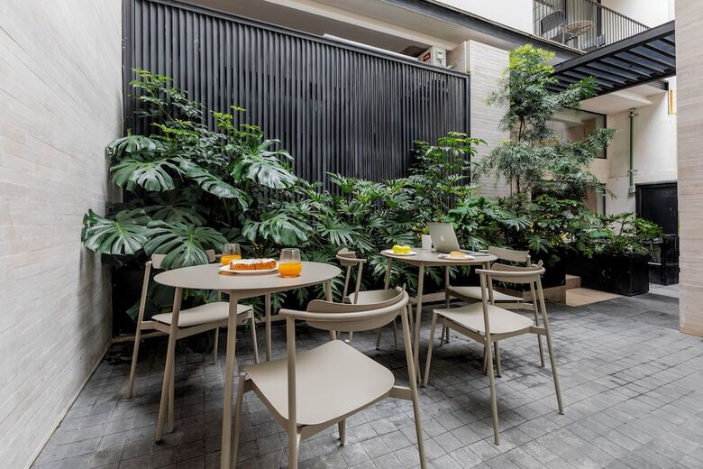 Apartamentos Casa Calderon By Capitalia