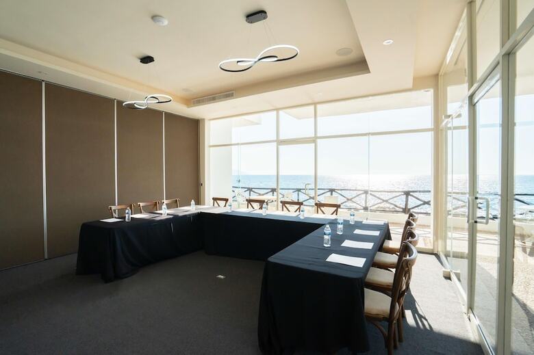 Hotel Costa Sur Resort, Classico Collection By Sonesta