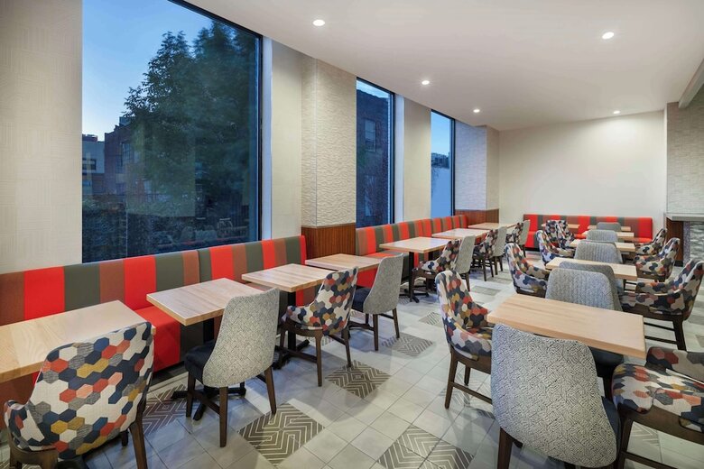 Hotel Doubletree By Hilton Long Island City, Ny