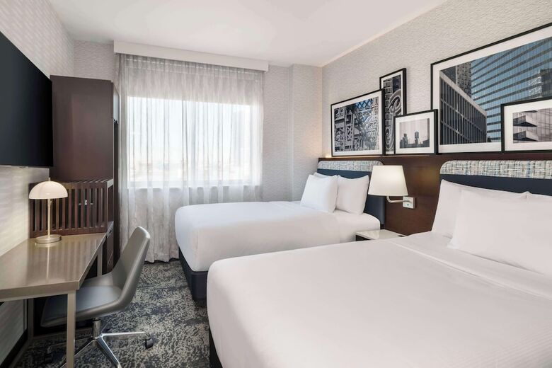 Hotel Doubletree By Hilton Long Island City, Ny