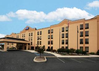 Hotel Comfort Inn & Suites York