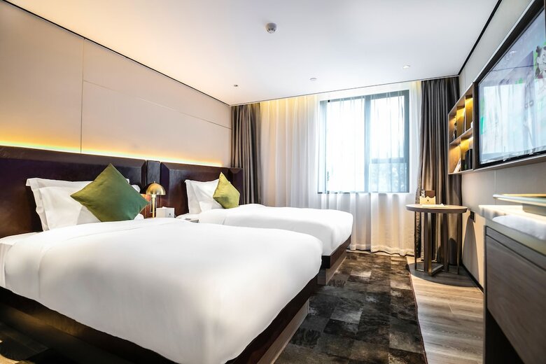 Housekeeper Hotel Beijing Road Branch
