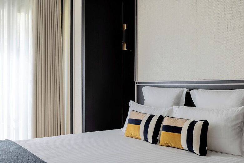 Highstay - Luxury Serviced Apartments - North Marais 2