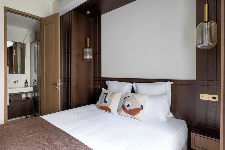 Highstay - Luxury Serviced Apartments - North Marais 2